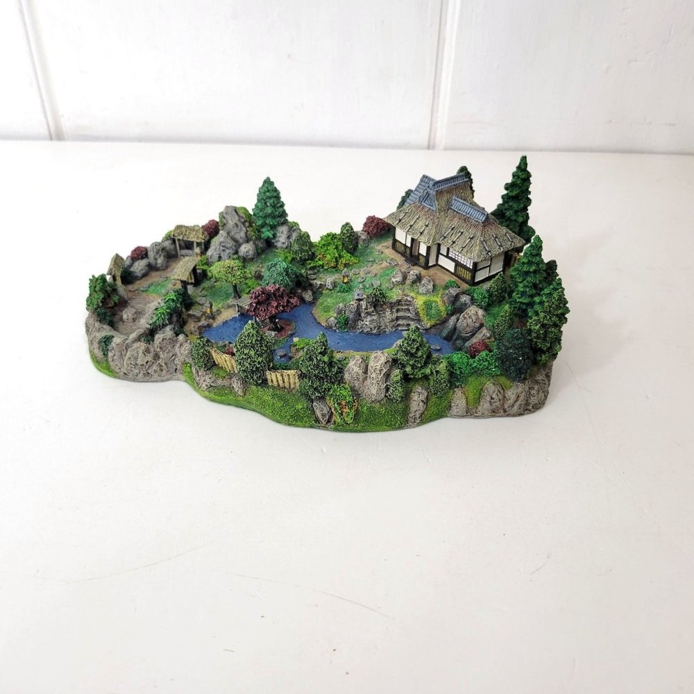 The Danbury Mint Japanese Tea Garden Landscape Figurine RARE